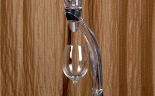 醒酒器黑科技 8款典型醒酒器评测